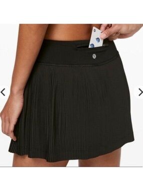 Lululemon Pleat To Street Skirt Black sz 6 RARE tennis run skort pickle ball